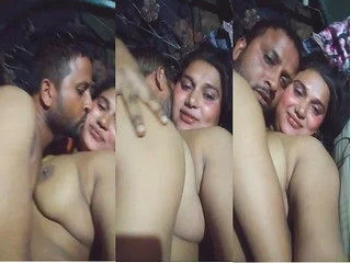 Desi CPl Romance and Fucking at Indian Amateur Porn