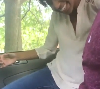 Tamil girl blowjob deti hai rich boyfriend ko car ke andar