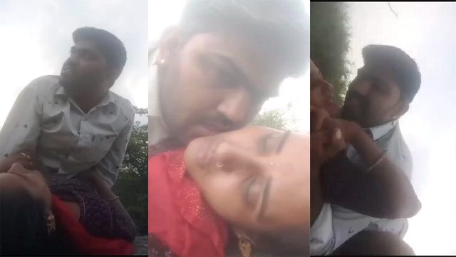 Gaao ki bhabhi ki chudai kheet me